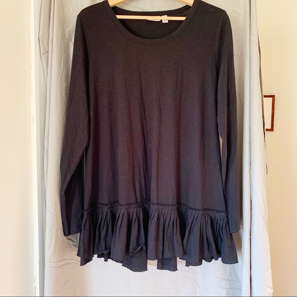 LOGO Lori Goldstein tunic